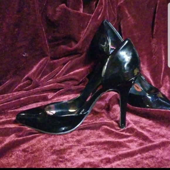 Sexy black heels - Picture 2 of 4